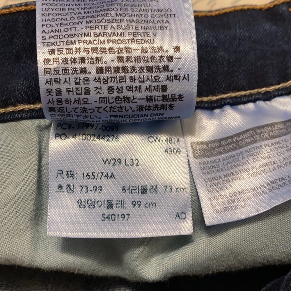 Levi’s 29 Jeans - Picture 8 of 8